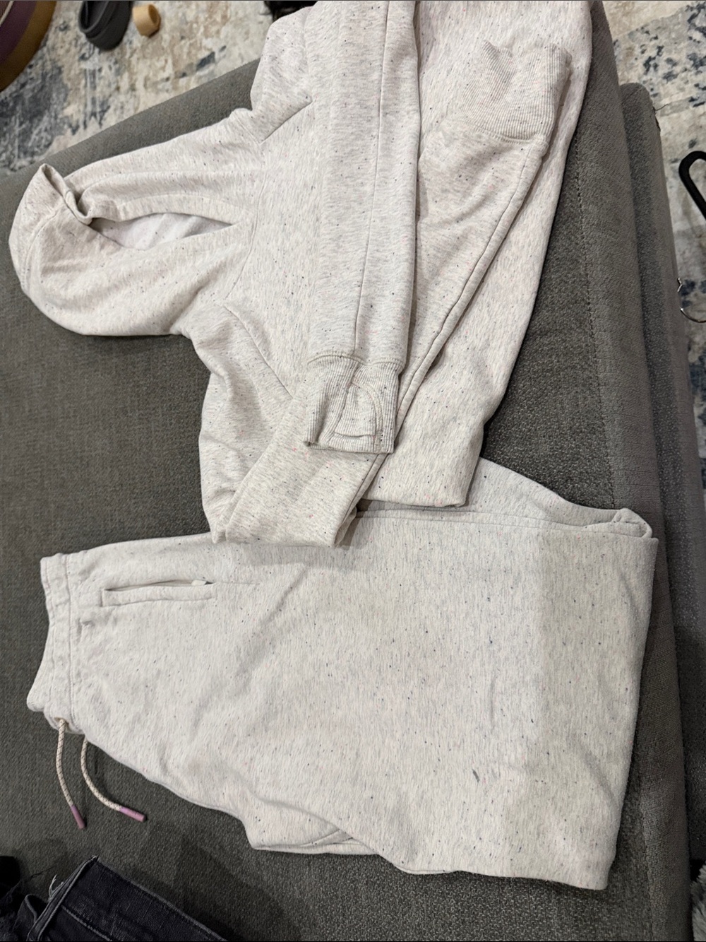 Athleta Girl Cream Speckled Pullover